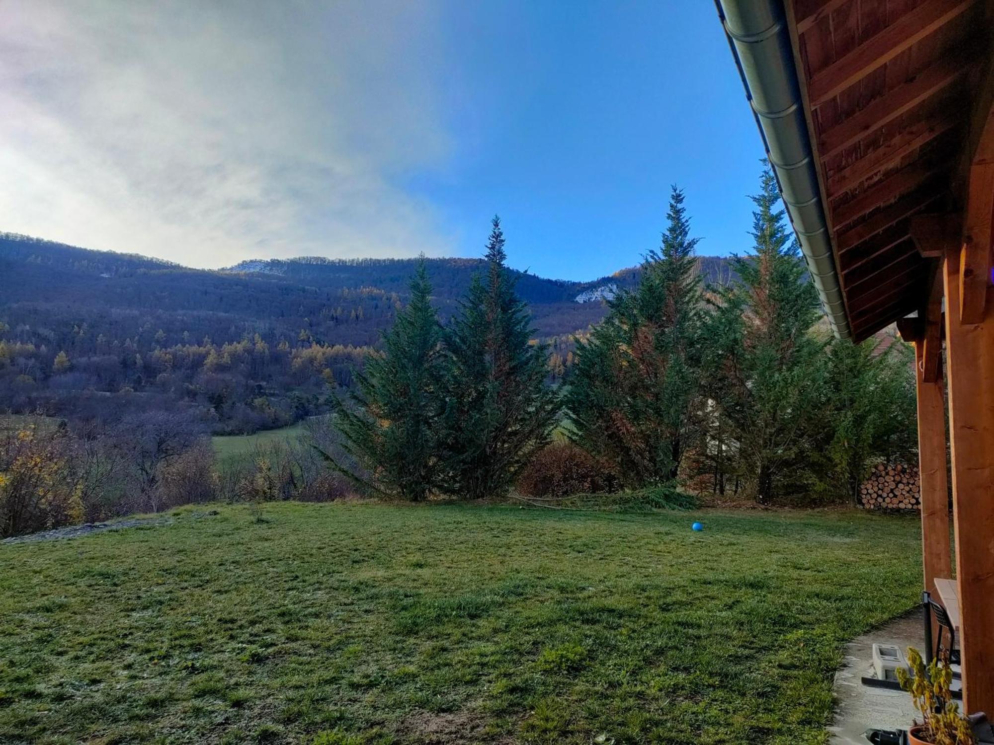 Au Toit Des 4 Saisons Villa Venterol  Luaran gambar