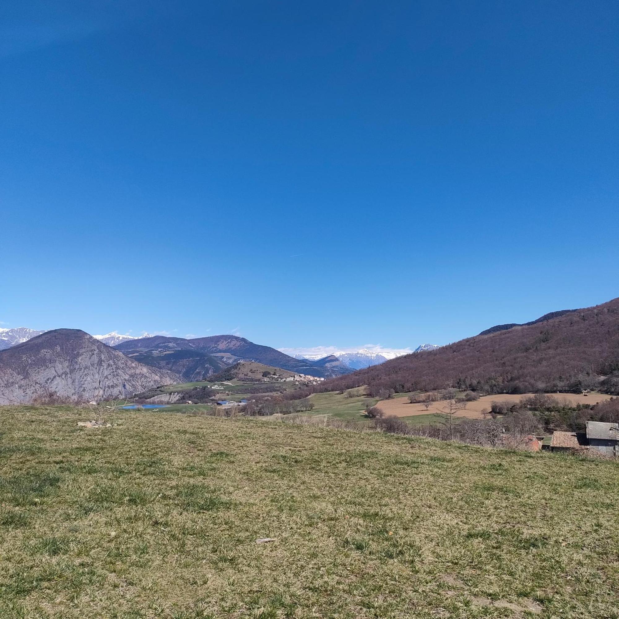 Au Toit Des 4 Saisons Villa Venterol  Luaran gambar